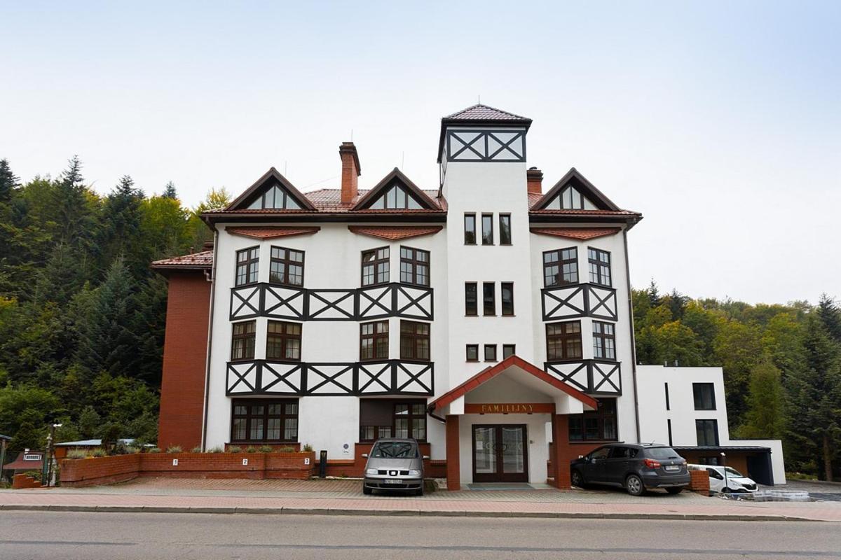 Hotel Familijny Osrodek Wypoczynkowo - Rehabilitacyjny Krynica-Zdrój Exterior foto